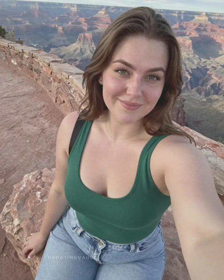 Ava (25) - Kingsthorpe
