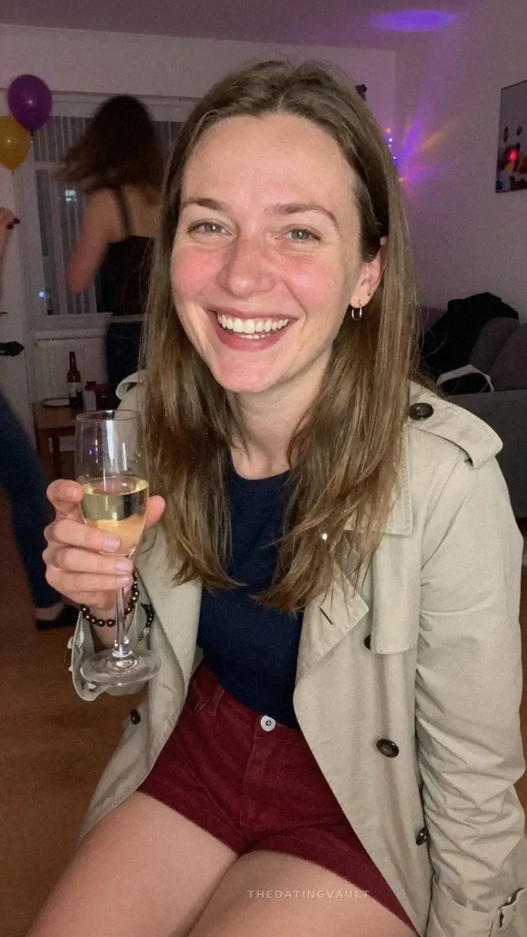 BronteTessa (25) - Horsley