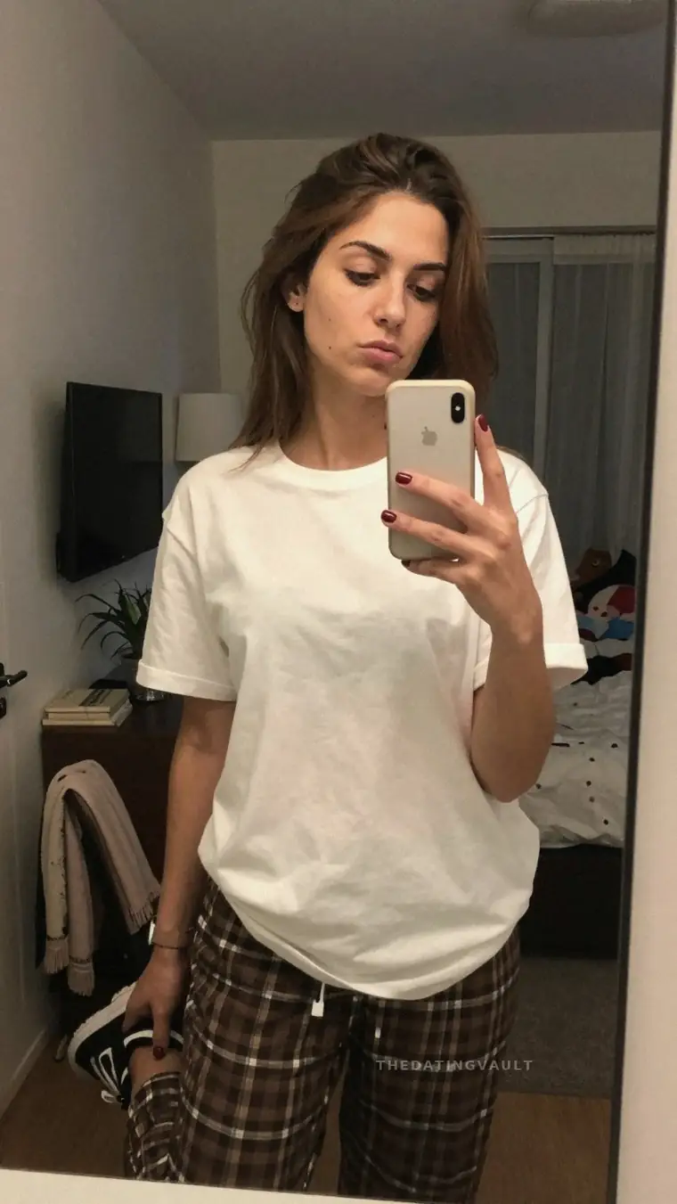 Darcy (25) - Forresters Beach