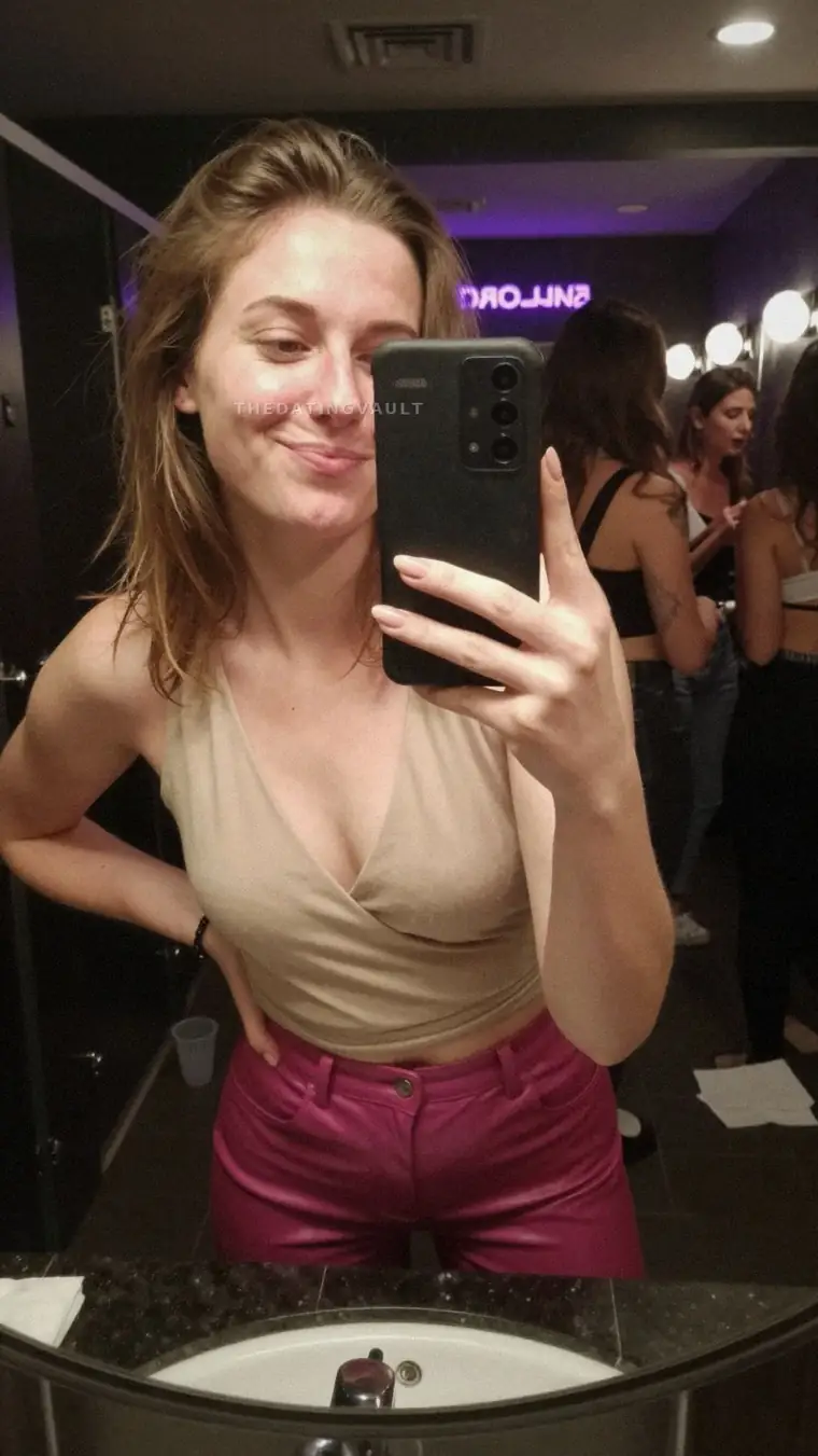 DreamyJodie (25) - Sydney
