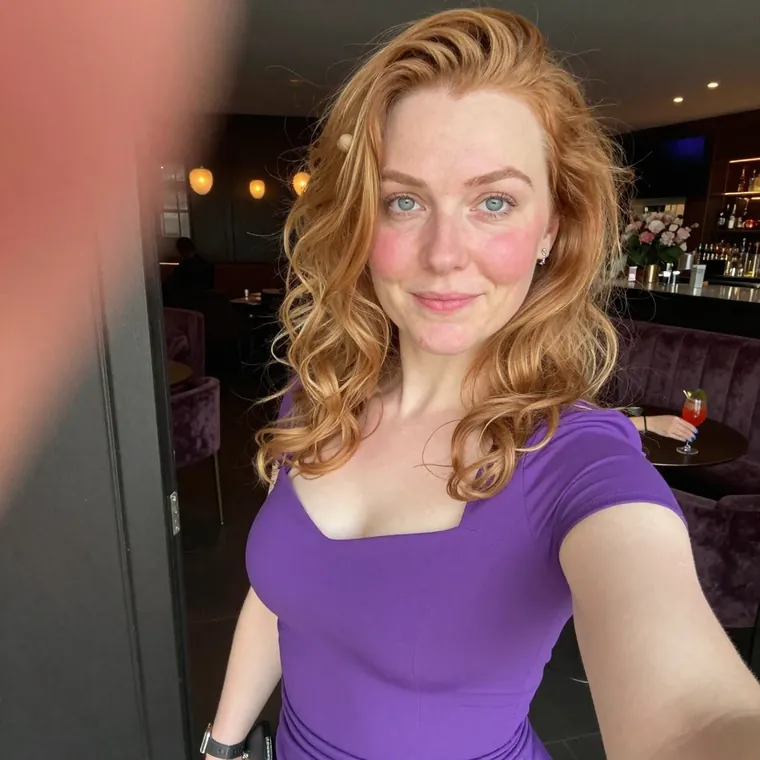 Emily83 (25) - Sydney