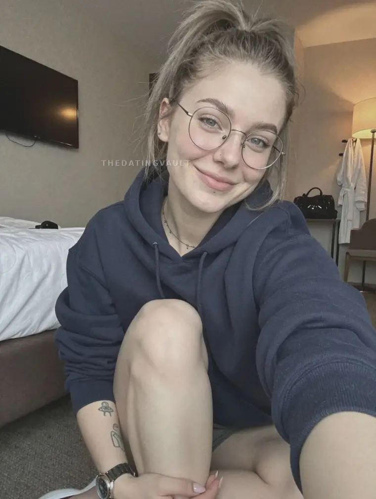 Gemma (22) - Largs