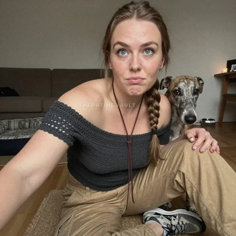 LuckyRoxy (28) - Guildford West