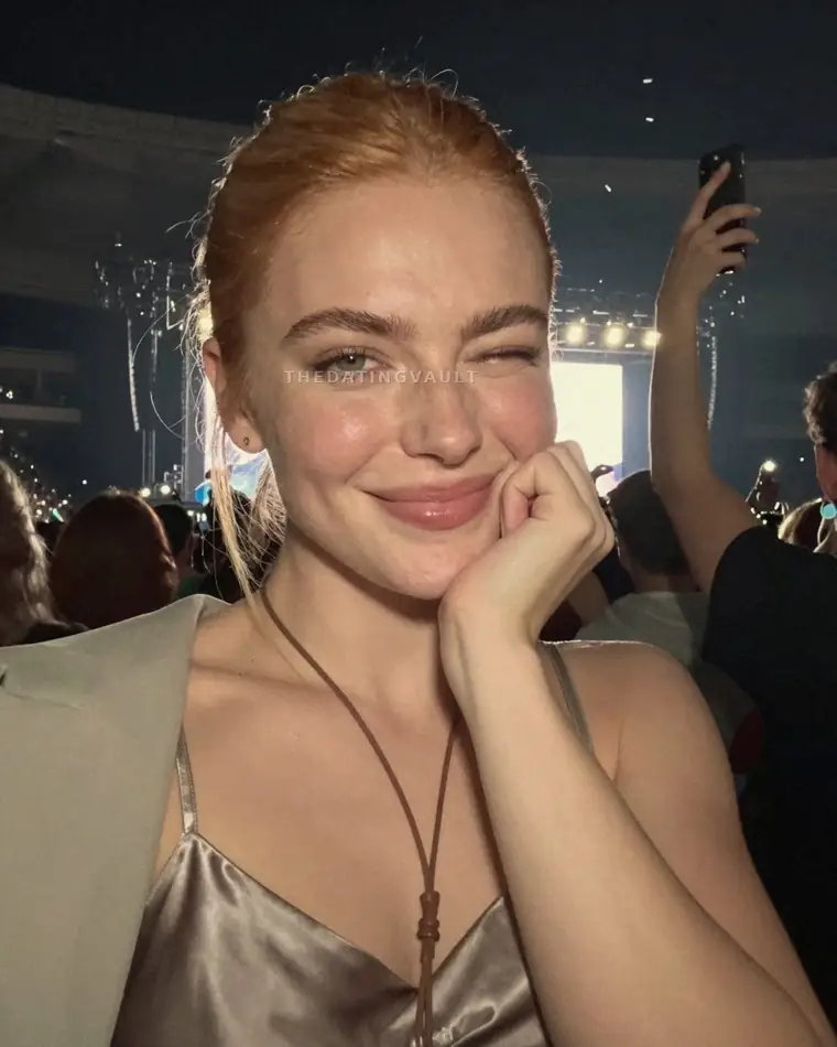 MadisonMikayla (25) - Perth