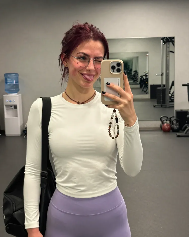 MistySimone (28) - Charnwood