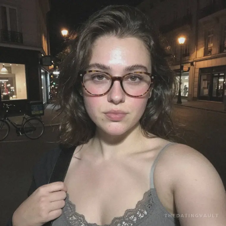 Natalie (22) - Metung