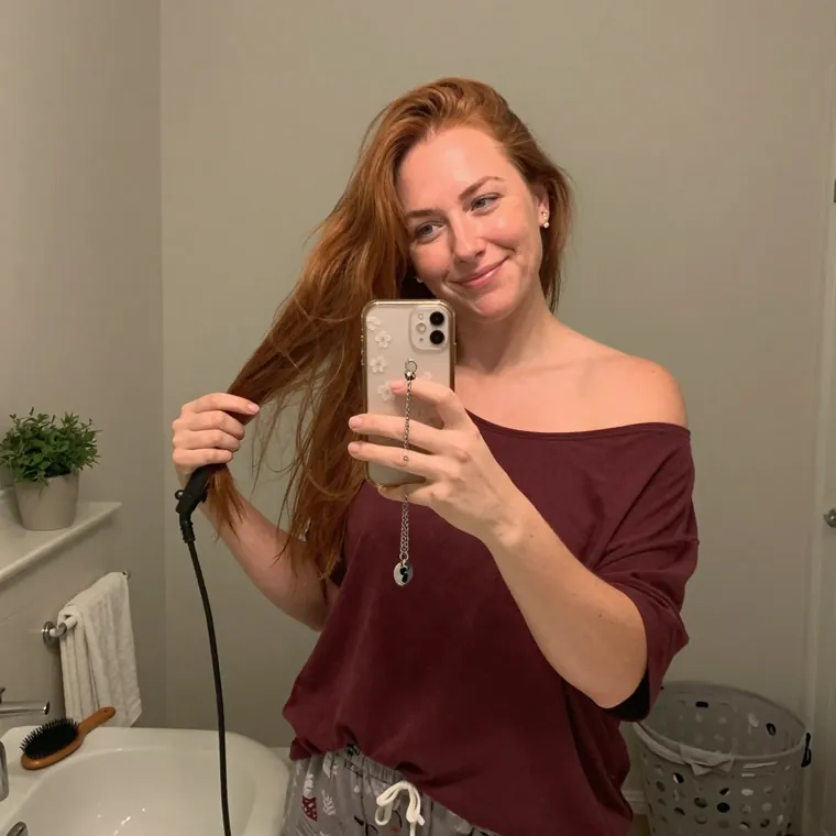 Nikki94 (25) - Old Beach