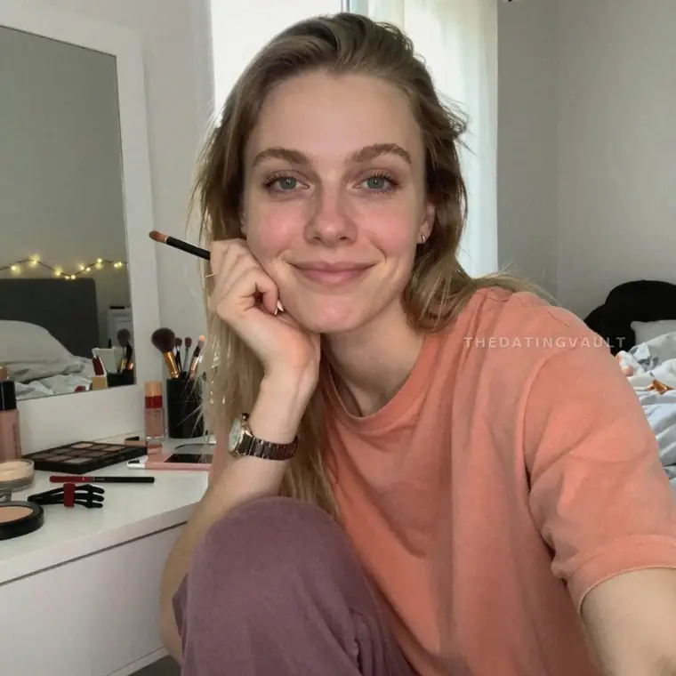 Rachel (25) - Mornington