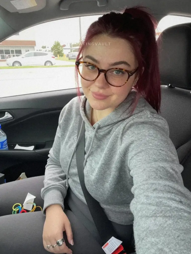 SassyHayley (25) - Maudsland