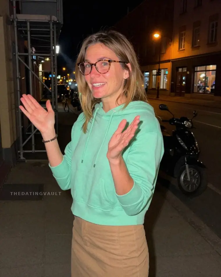 SmokyHannah (25) - Lilli Pilli