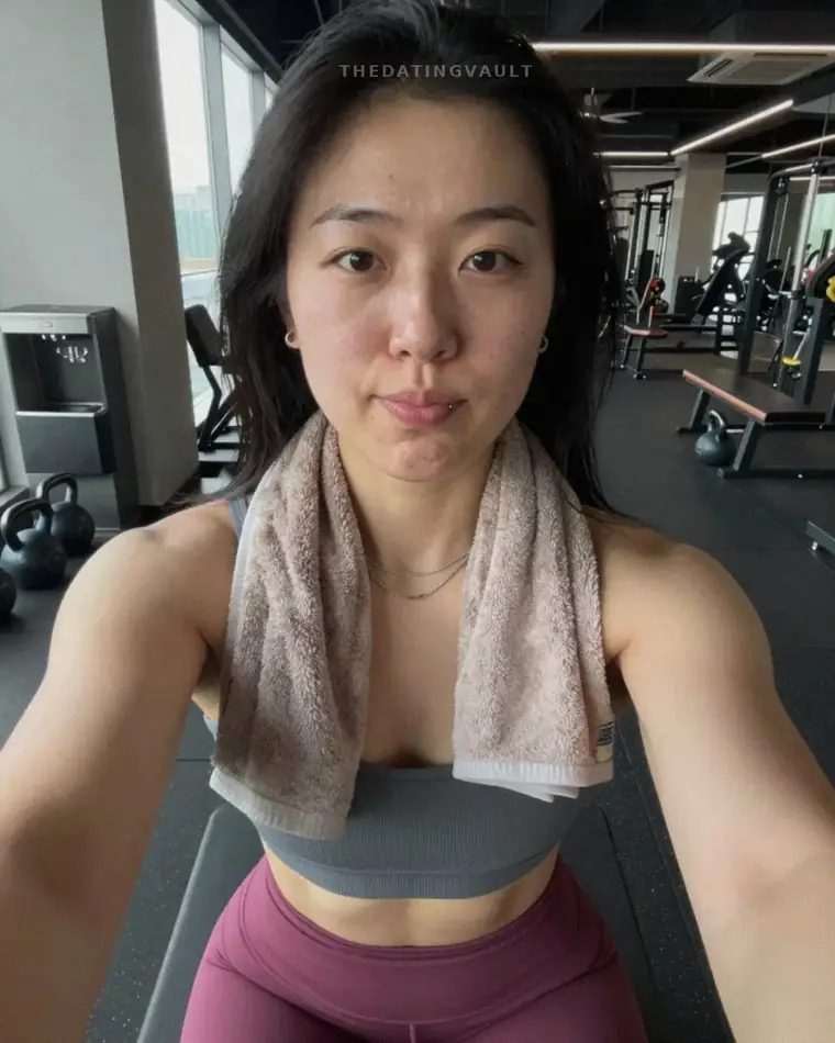 SmokyKeira (25) - East Hills