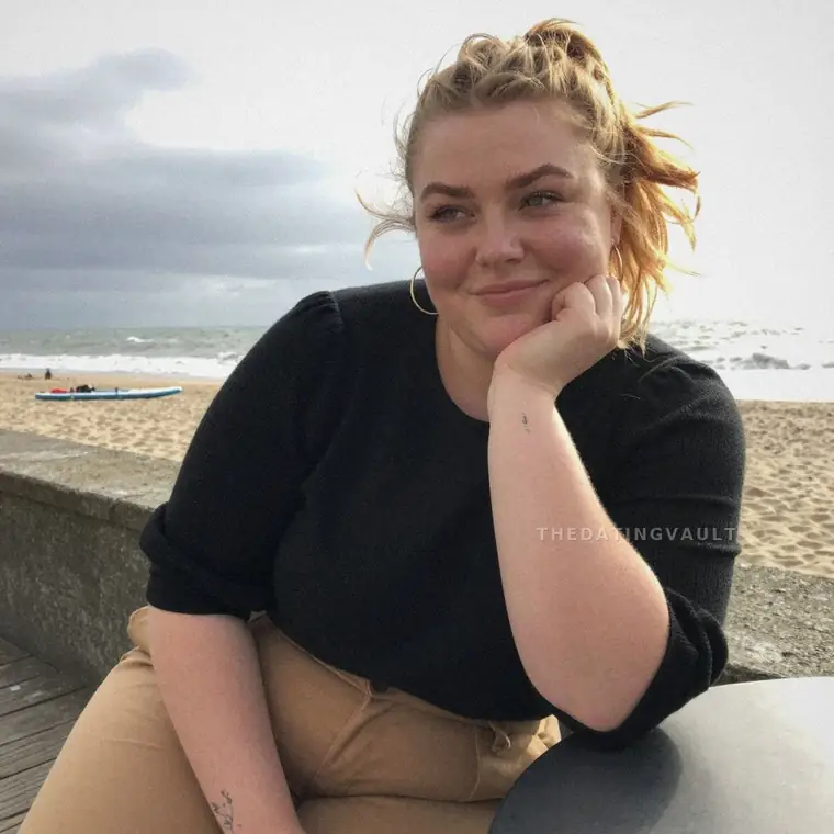 Sophie56 (25) - Forresters Beach