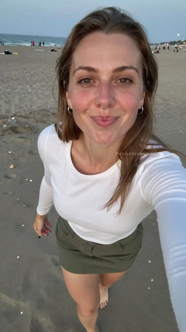 Steph (25) - Bayswater