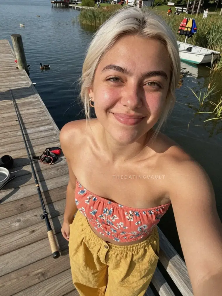 TanyaRae (22) - Raby