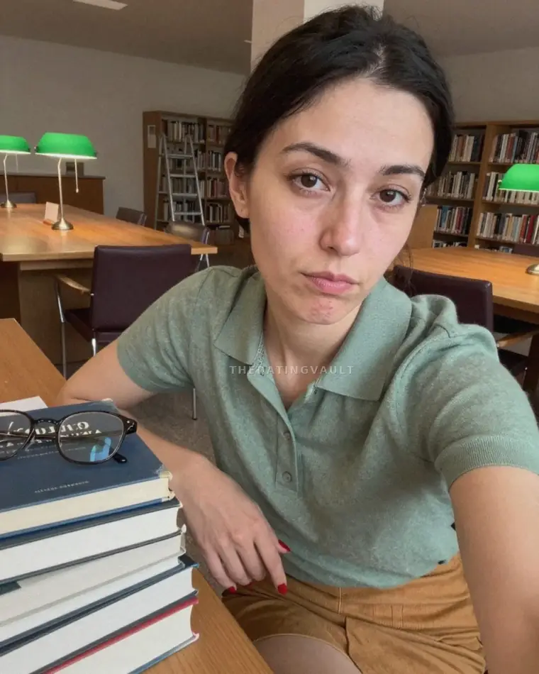 WildMikaela (25) - Midland